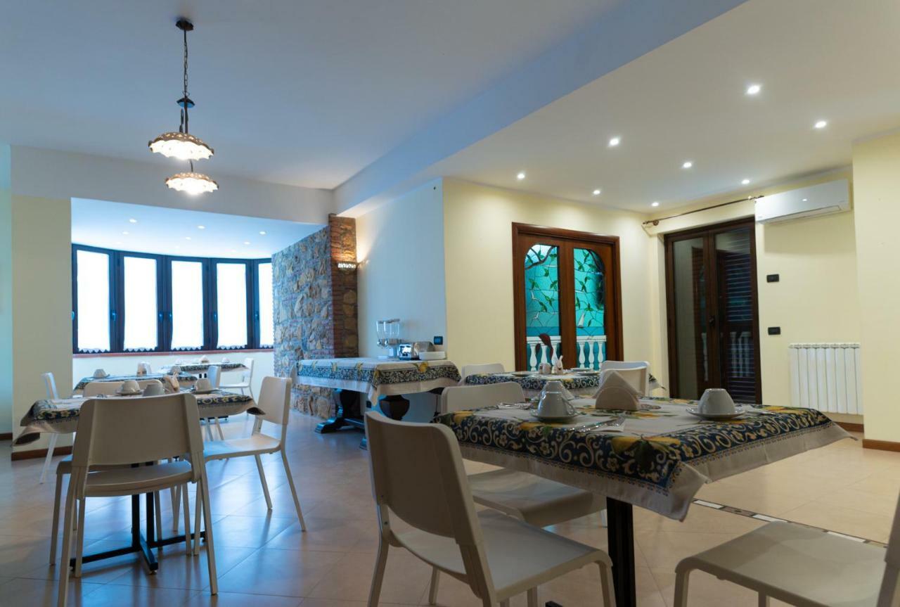 Marty Luxury B&B Calatabiano Exterior foto